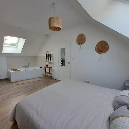 Du Plantagenet - Piscine Interieure Privative Rouez