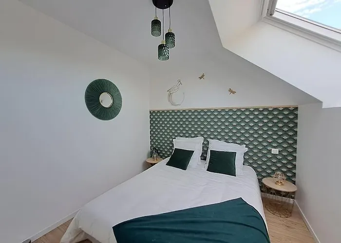 Hébergement de vacances Du Plantagenêt - Piscine Intérieure Privative *