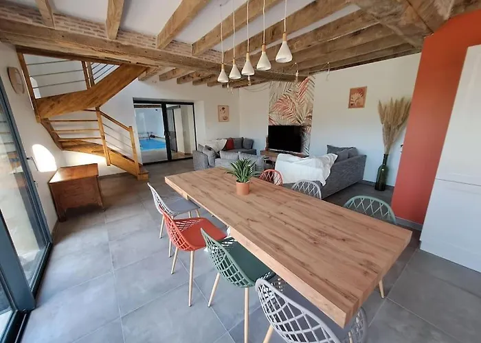 Du Plantagenêt - Piscine Intérieure Privative Hébergement de vacances